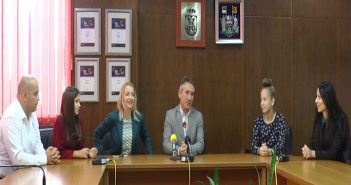 Организован пријем за европске шампионке у роботици код градоначелника Врања