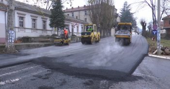 Асфалтира се кружни ток и централни део Врањске Бање