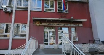 Епидемиолошка ситуација и даље неповољна