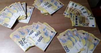 На граничном прелазу Прешево спречен покушај кријумчарења преко 100.000 евра скривених у торби са храном