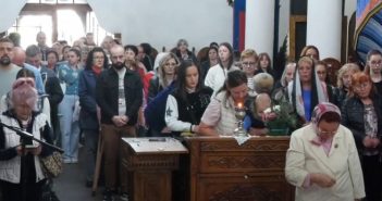 Са великим поштовањем славимо Светогa Василија Острошког чудотворца