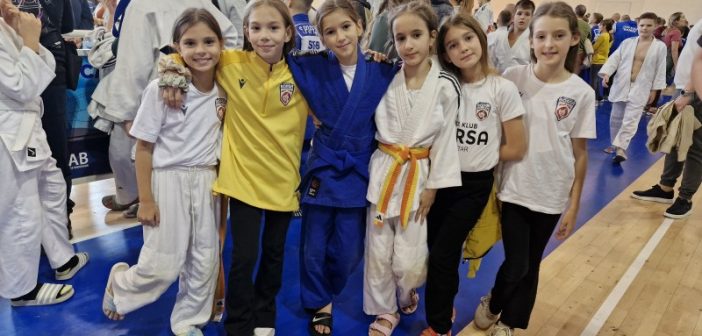 Маша Митић: Златни сјај „Јомада“