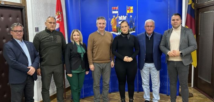 Градоначелник Врања приредио пријем за министарку заштите животне средине Сару Павков