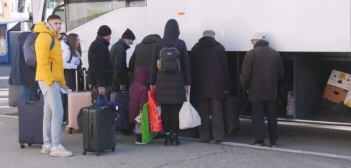 Велике гужве на Аутобуској станици у Врању поводом предстојећих новогодишњих празника