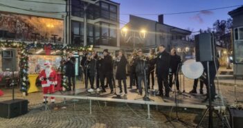 ,,Врањски мерак“ развеселио Врањанце пред дочек Нове 2026. године