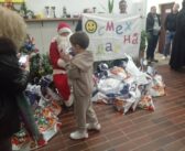 Подела пакетића у ШОСО „Вуле Антић“ у Врању