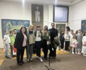 Отворена изложба „Прихватање“ у Врању – спој уметности, емоције и дечјег стваралаштва