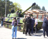 Дружење припадника 4. бригаде Копнене војске и ученика средњих школа