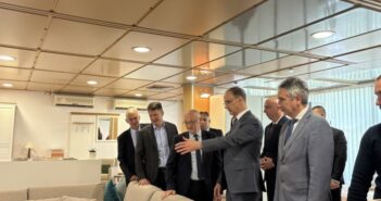 Премијер Мацут обишао производне погоне компаније ,,Симпо“ у Врању