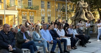 Звуци фруле одјекнули на Међуокружном такмичењу у Врањској Бањи