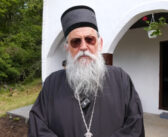 Пакете са основним животним намирницама Епархије врањске добија више од 200 породица