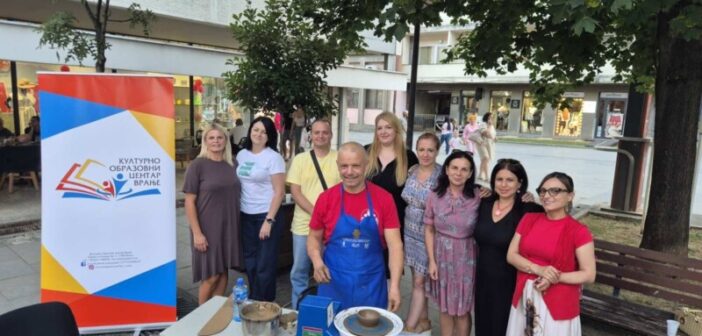„Дани Врања“: Радионица грнчарства спојила традицију и креативност
