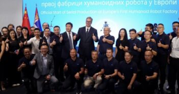 Вучић на отварању фабрике робота у Шапцу: Србија је данас искорачила у будућност