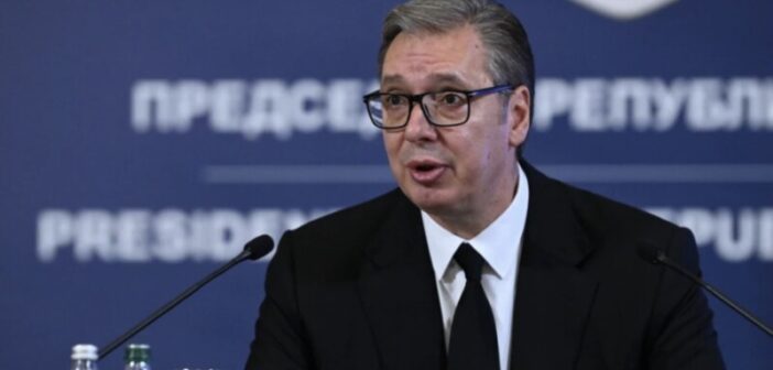 Председник Србије Александар Вучић поднео оставку – до краја децембра председнички избори