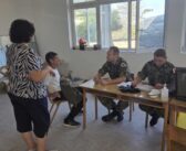 Помоћ војних лекара мештанима села Мали Трновац