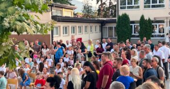 Први дан школске године за прваке у ОШ „Јован Јовановић Змај“ у Врању