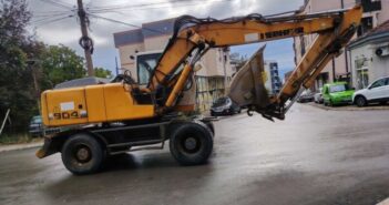 Почиње уређење тротоара у улици Краља Милана
